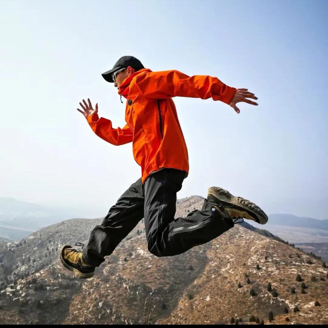 拓野户外冲锋衣