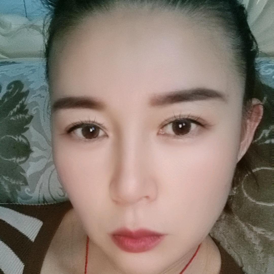 用微笑淹没伤痛。