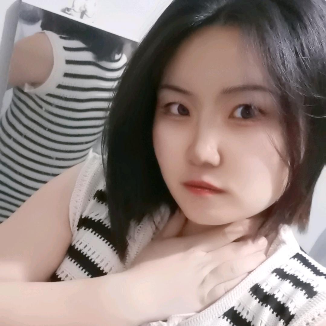 柯  小  羽