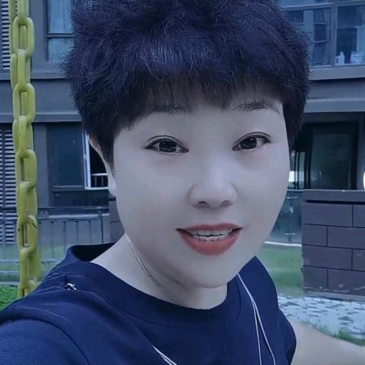 刘三姐 聊天主播。