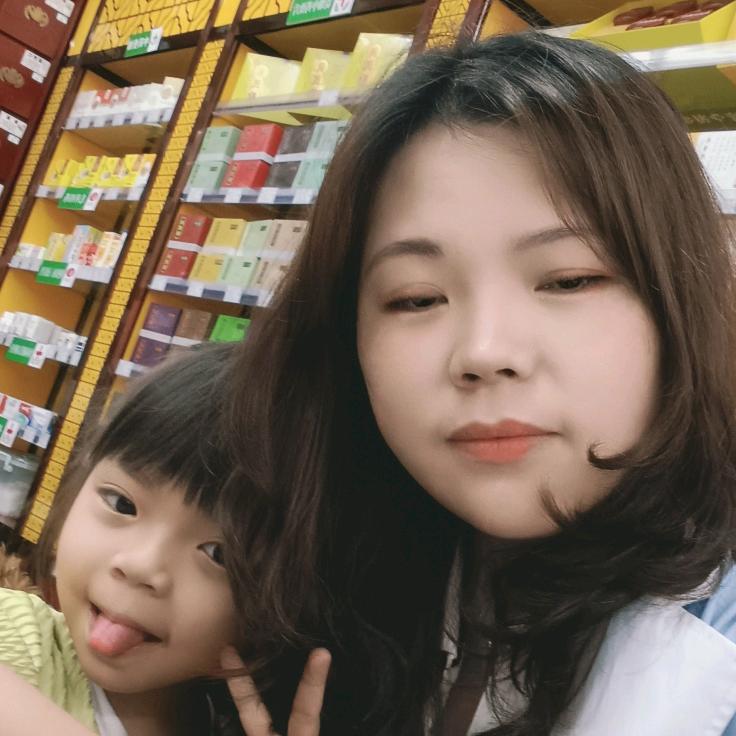 妍妍宝贝