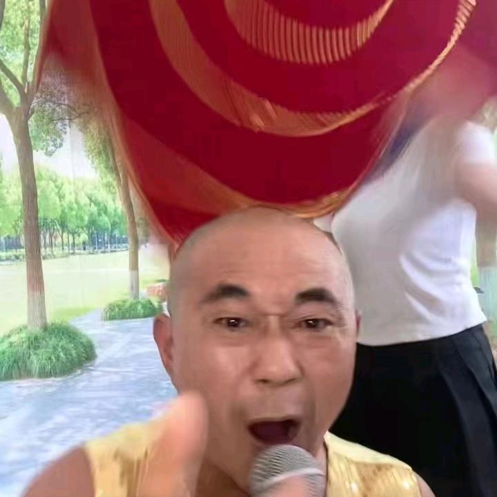 农村🎤俩夫妻