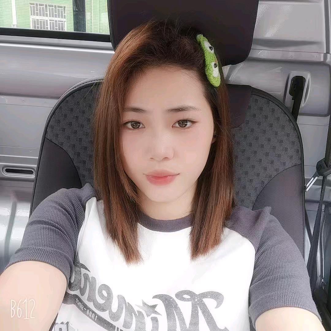 啊琴 摆摊生活