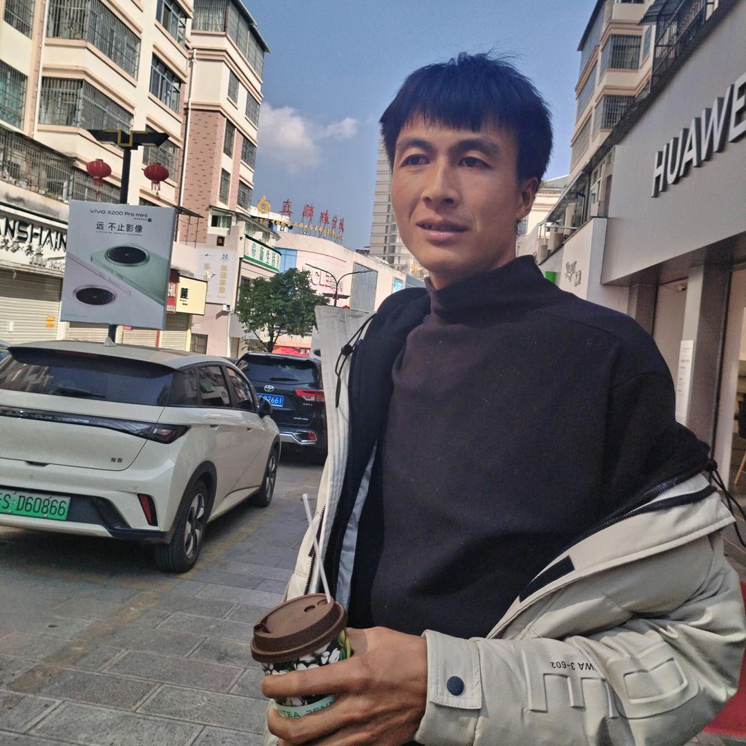 杨小健