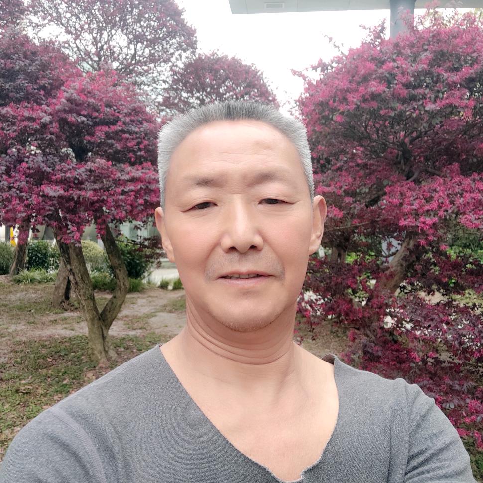 默默无闻