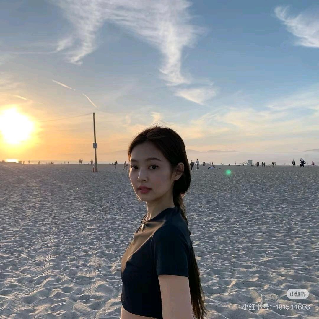 JENNIE内衣