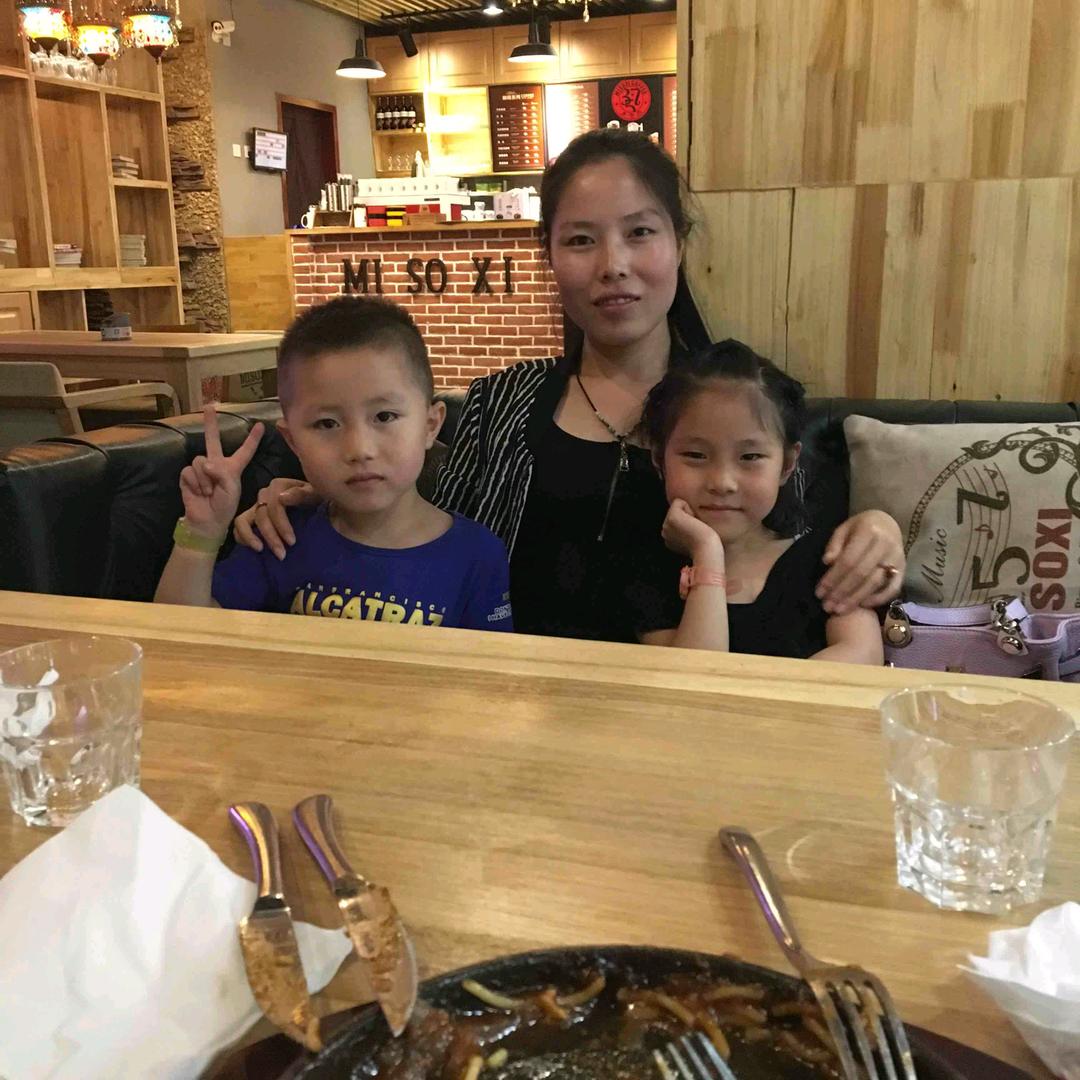 临汾川香奇香砂锅店