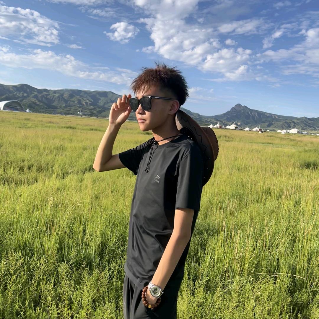 鸿运钢哥