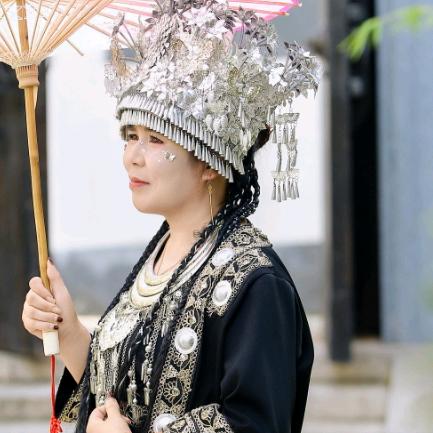 杨姐姐晚上八点十分开播