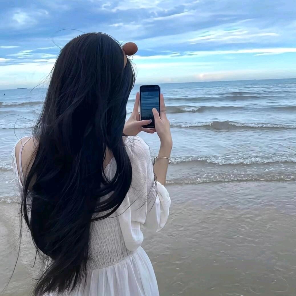 七七爱穿搭