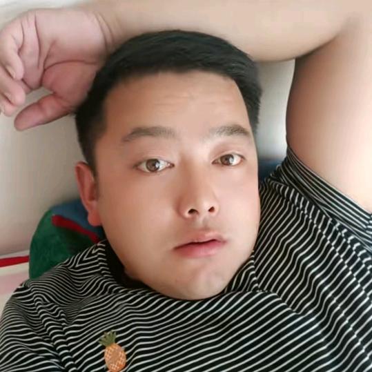 山西塔吊电梯收购废铁下脚料拆设备打包库房