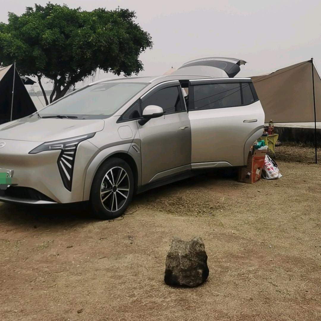 一人一车一世界