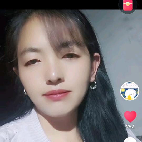 情芳（不定时开播）
