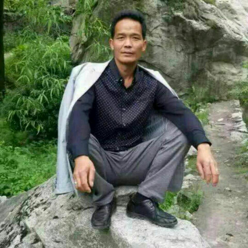 抖音一只烟71年的🐖🐖🐖