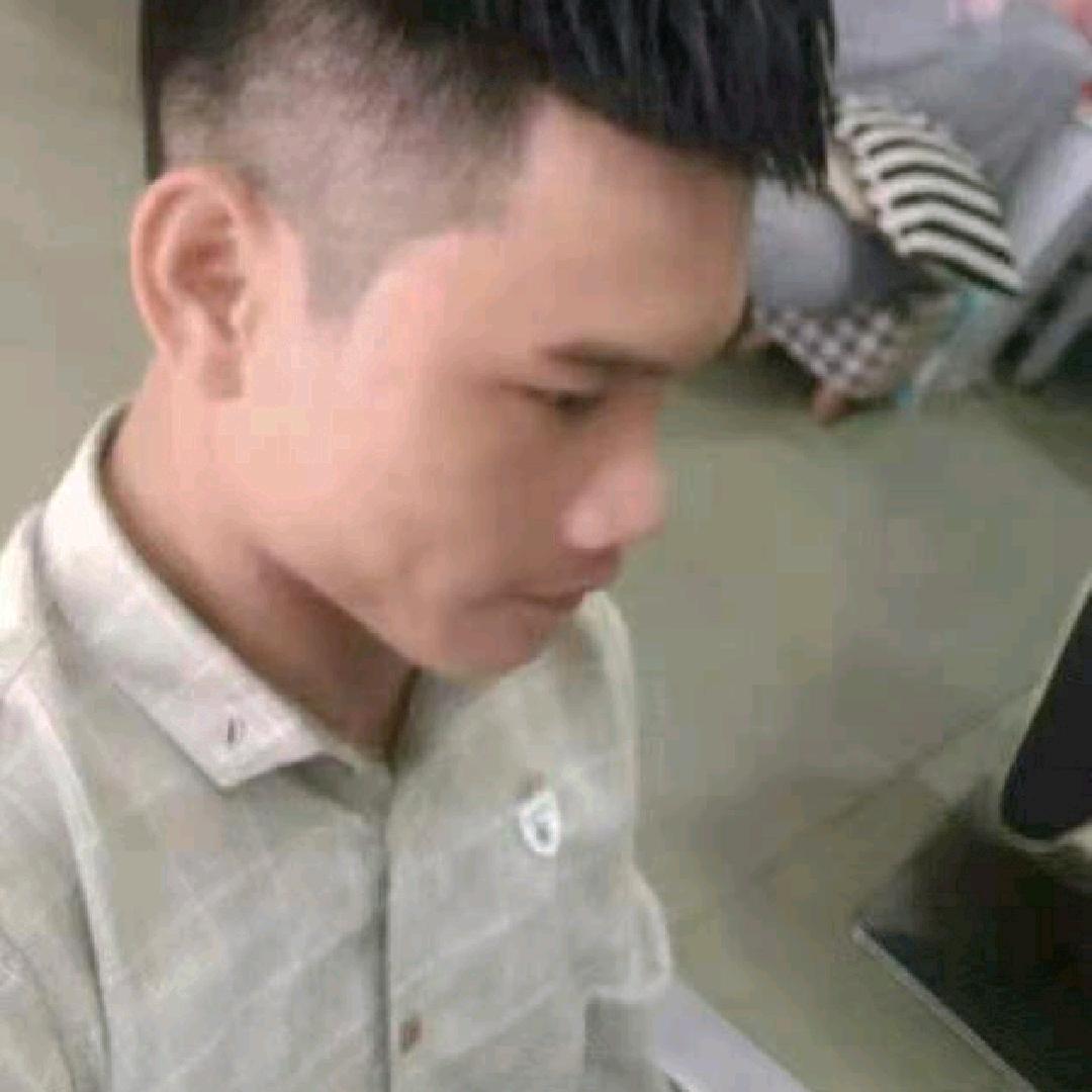 擦肩而过