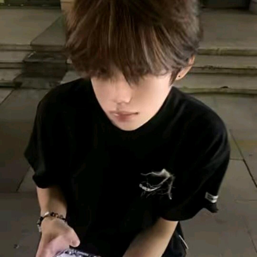 𝖋𝖊𝖆𝖗 𝖔𝖋 𝖌𝖔