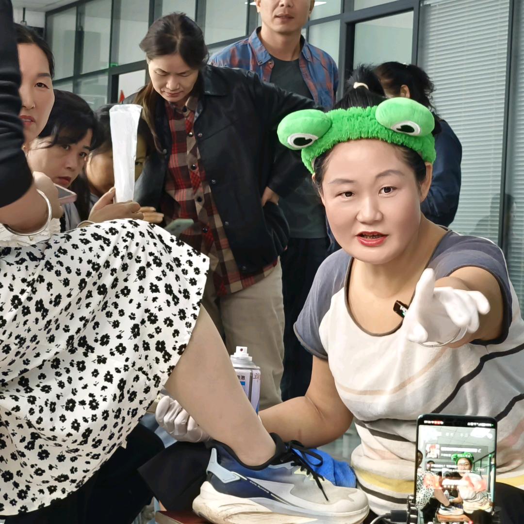 老农民伍总（橱窗营业中）