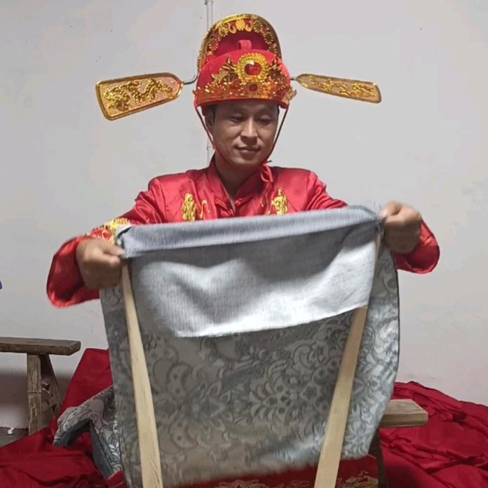 家纺翻枕头神器
