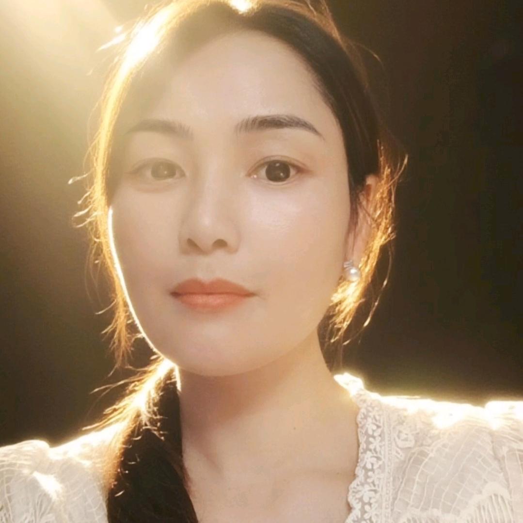 月芽儿🧚‍♀️