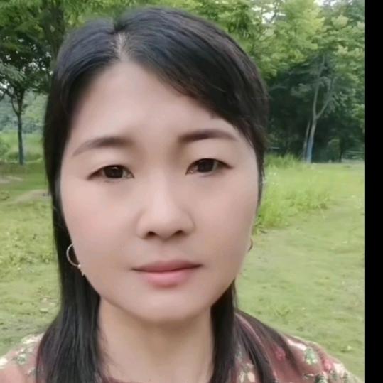 邹芬