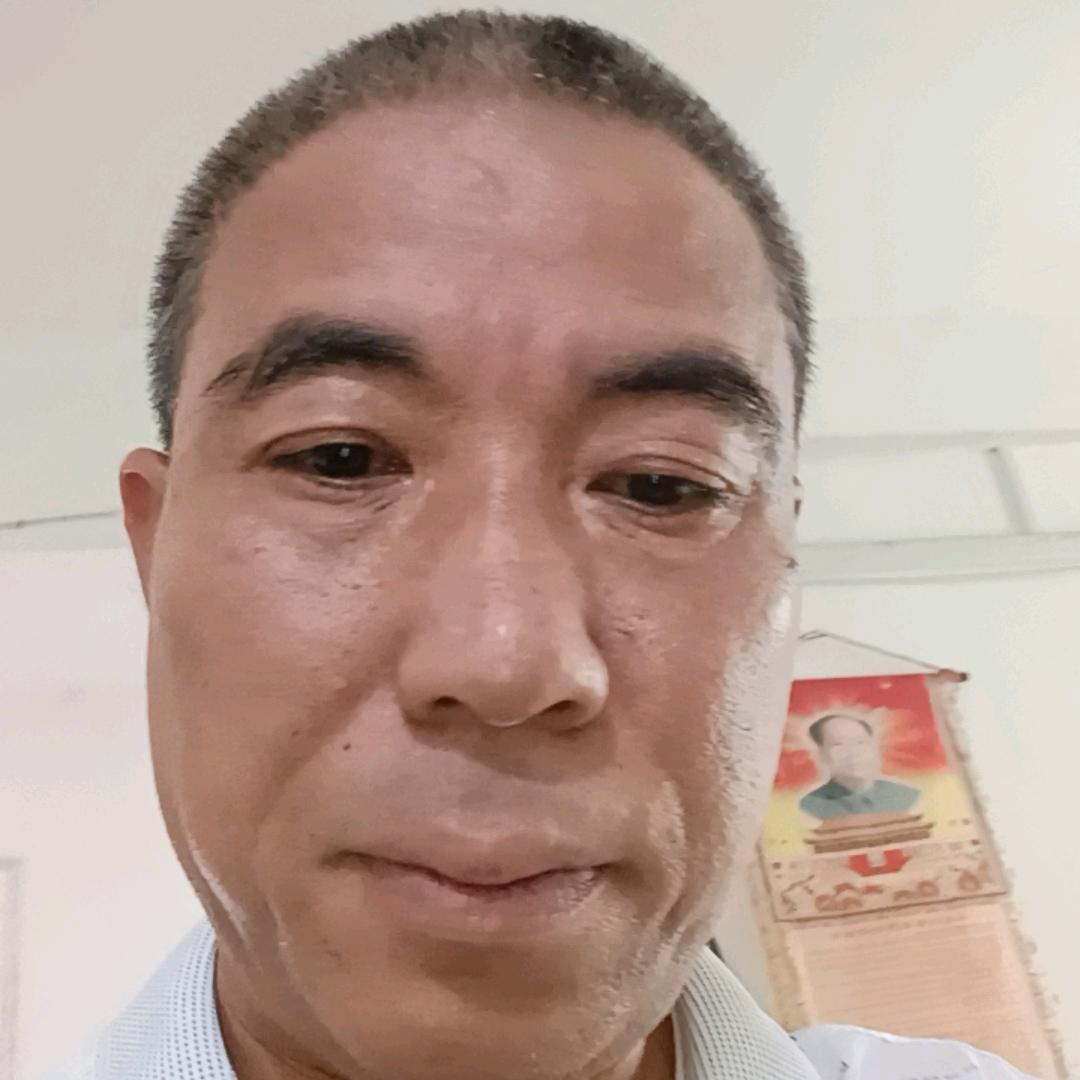 唐龙芳