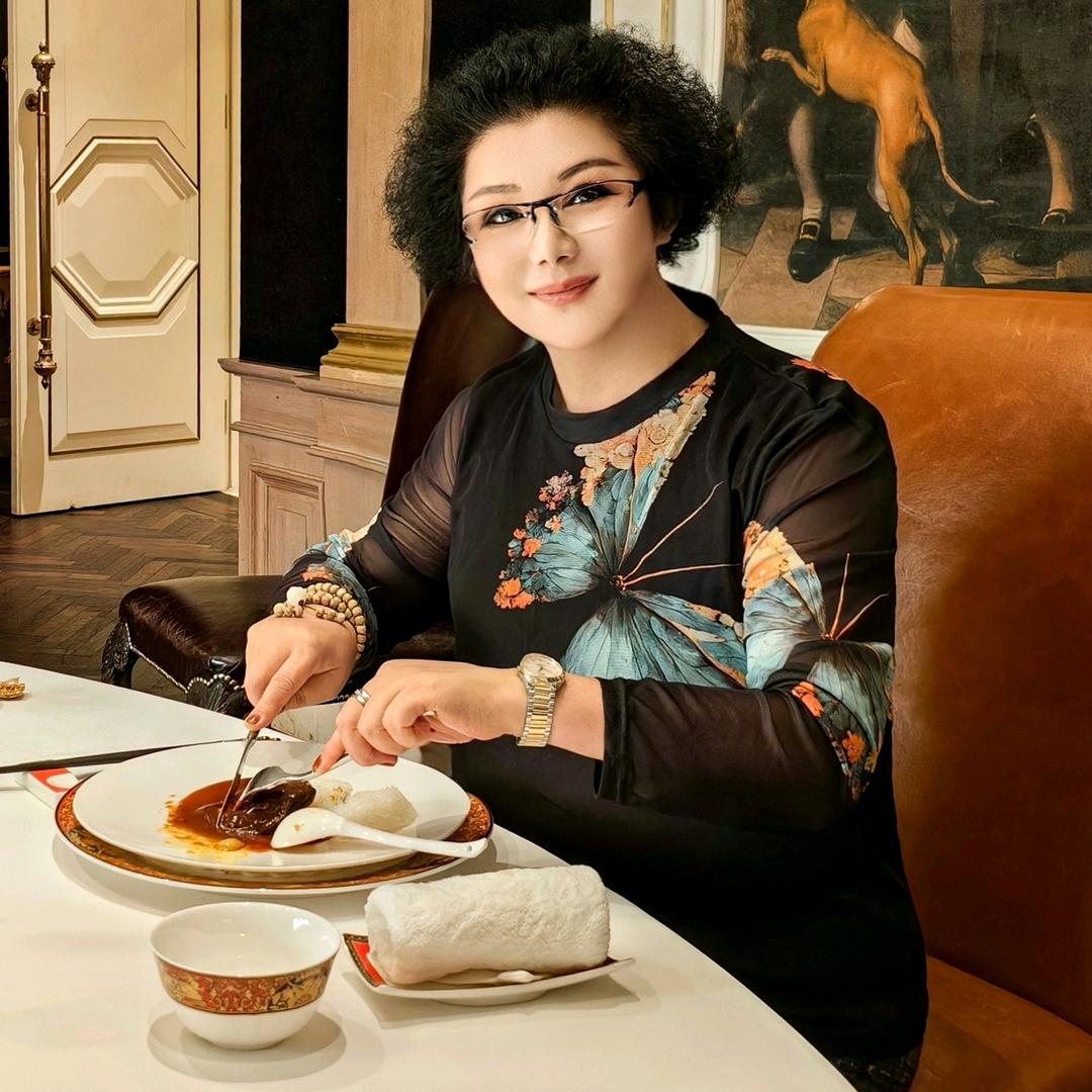 冰洁（白羊座）