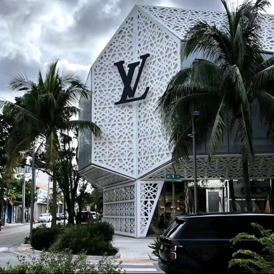 嘎尔   仁增