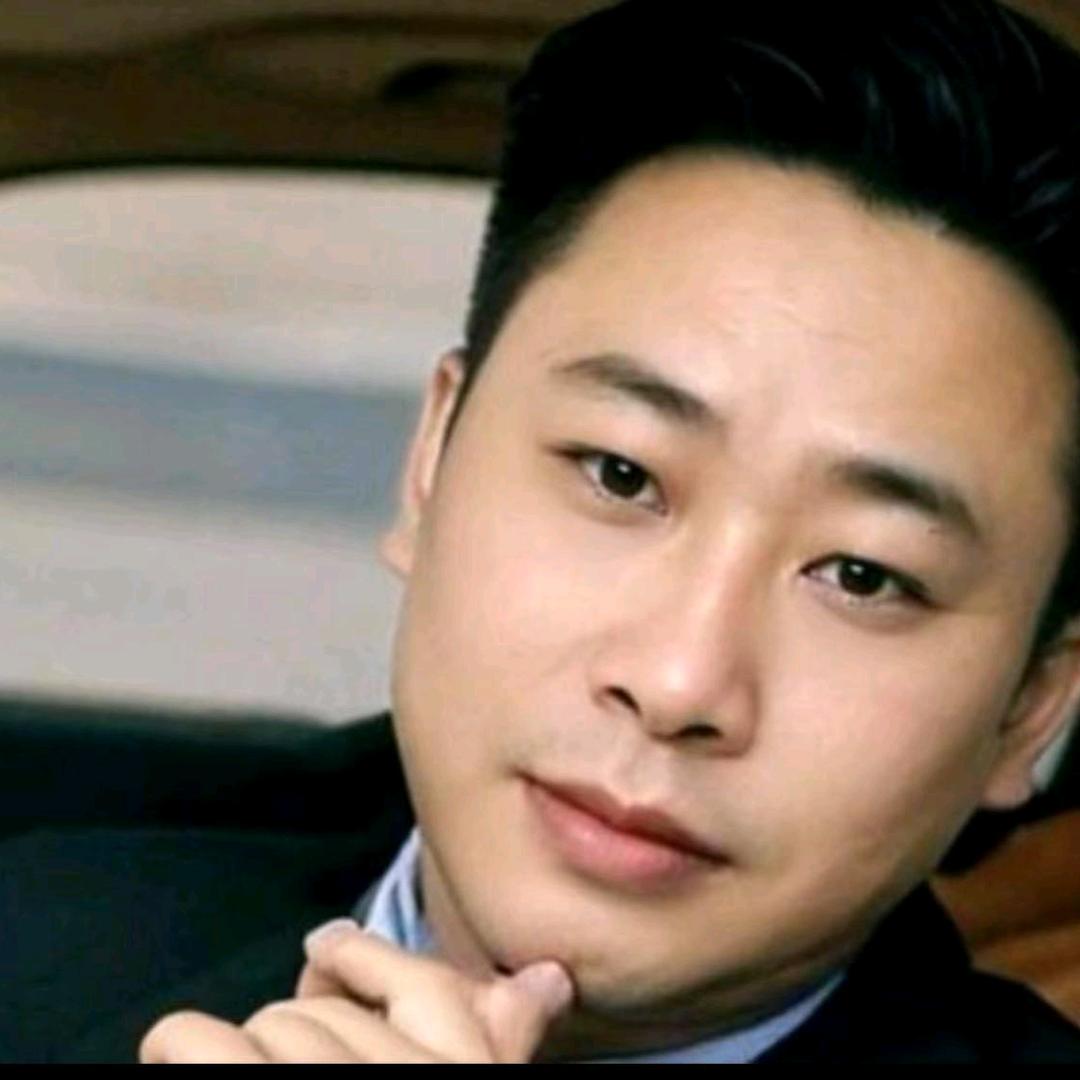 舒波，丰盛葵商贸公司