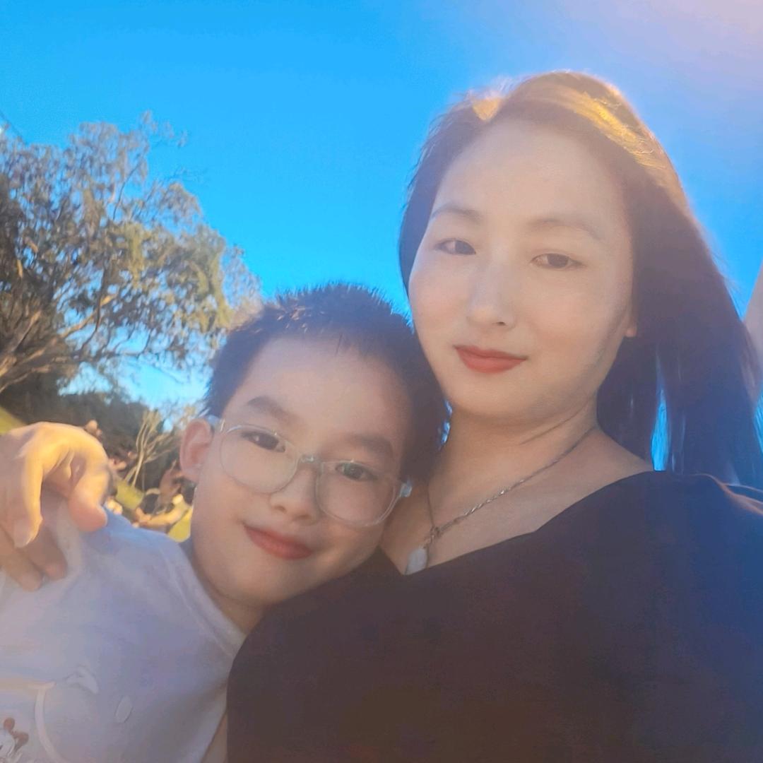 Aℒøṽℯღ李 ᭄ꦿ᭄༊