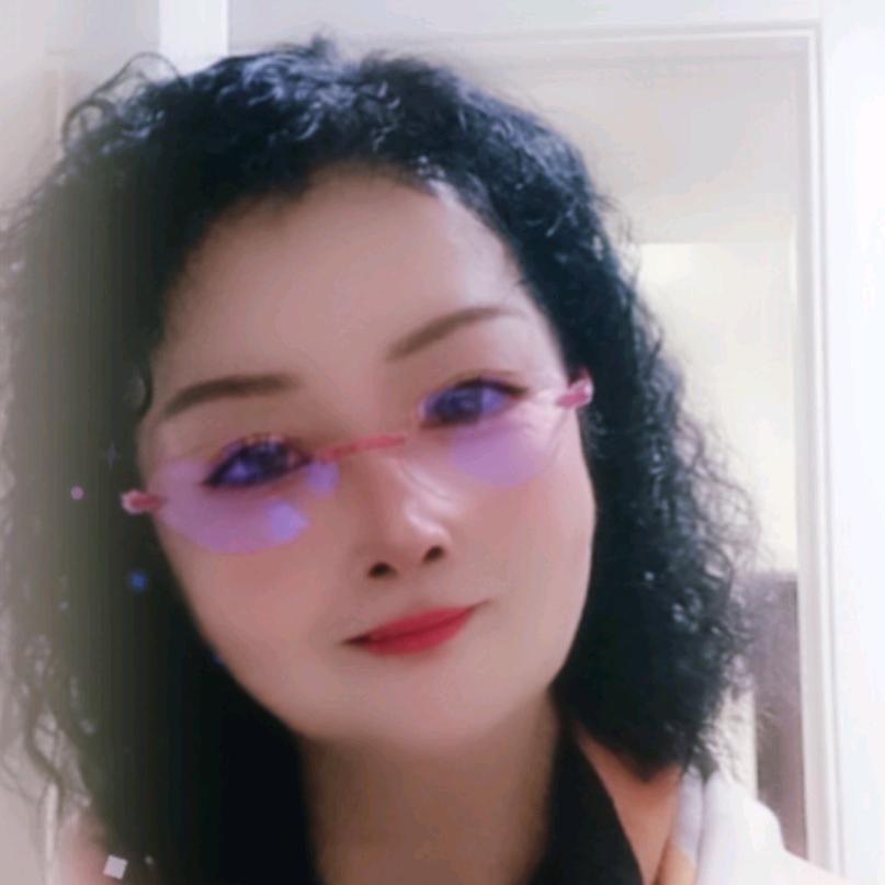 上沛佳佳烟花吴英英