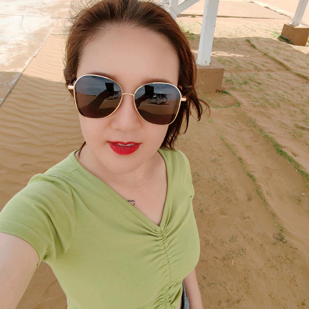 请叫我梅梅美女