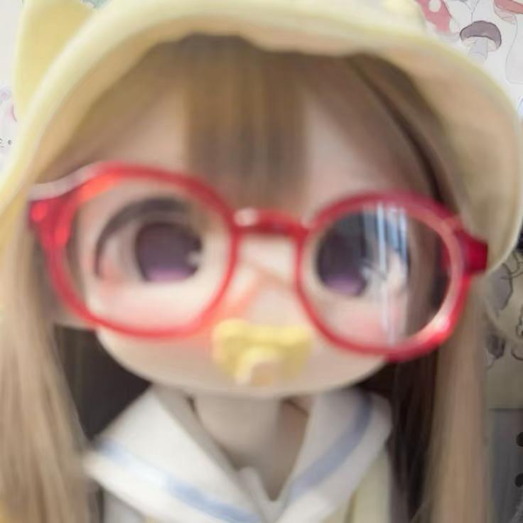 小猫喝珠珠侠奶茶