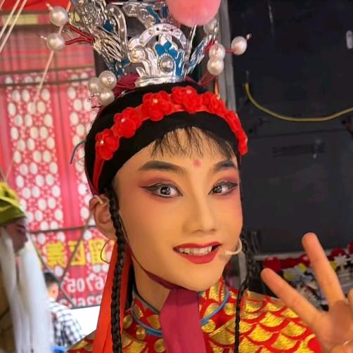 河南梆子（豫剧）艺术剧院   （小乐）