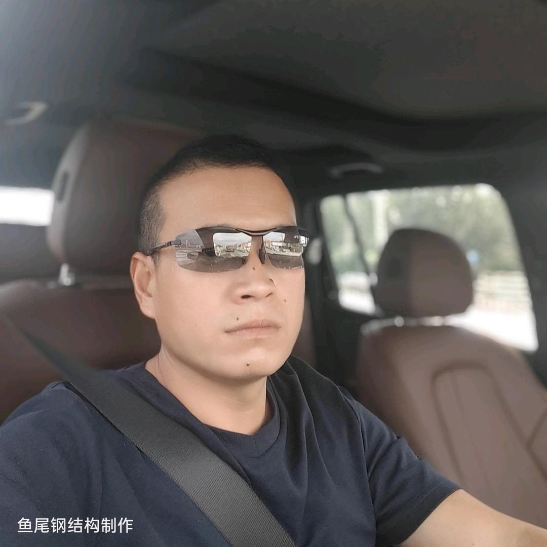鱼尾钢结构制作