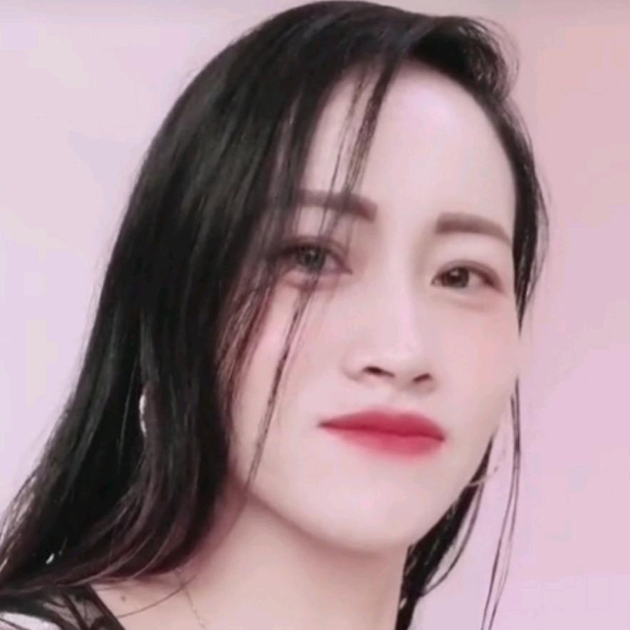 黄昏雨落一池秋