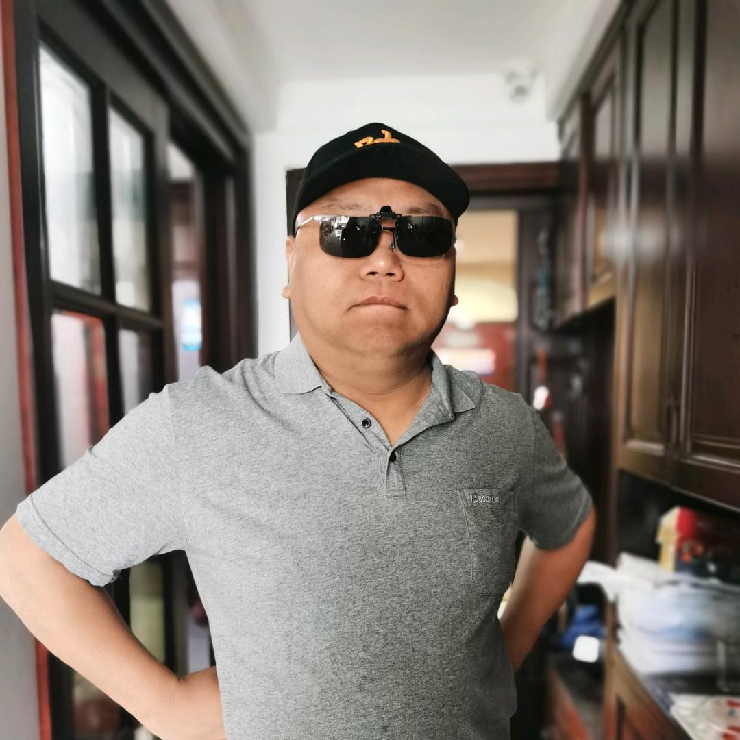 一片秋叶🔥