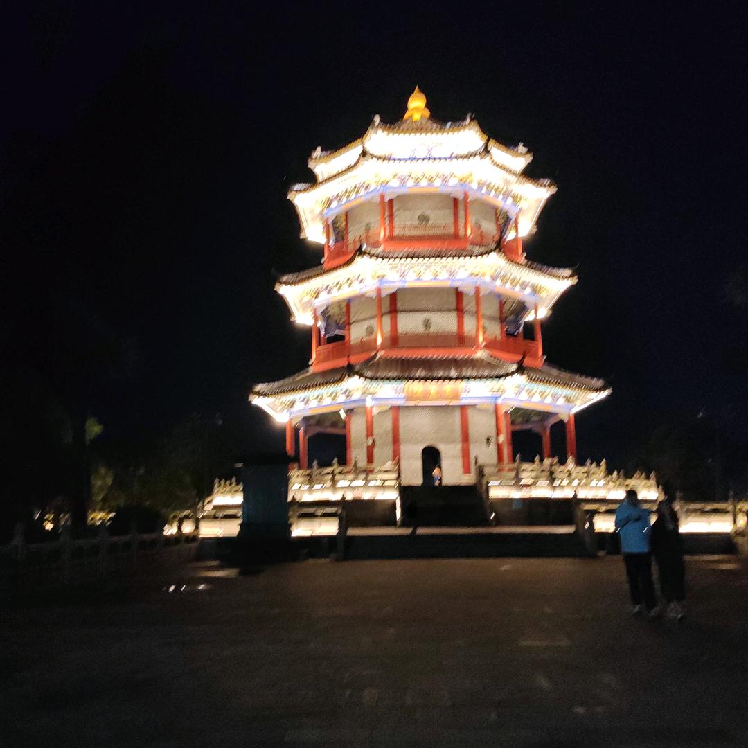 我是可爱的小月亮哦