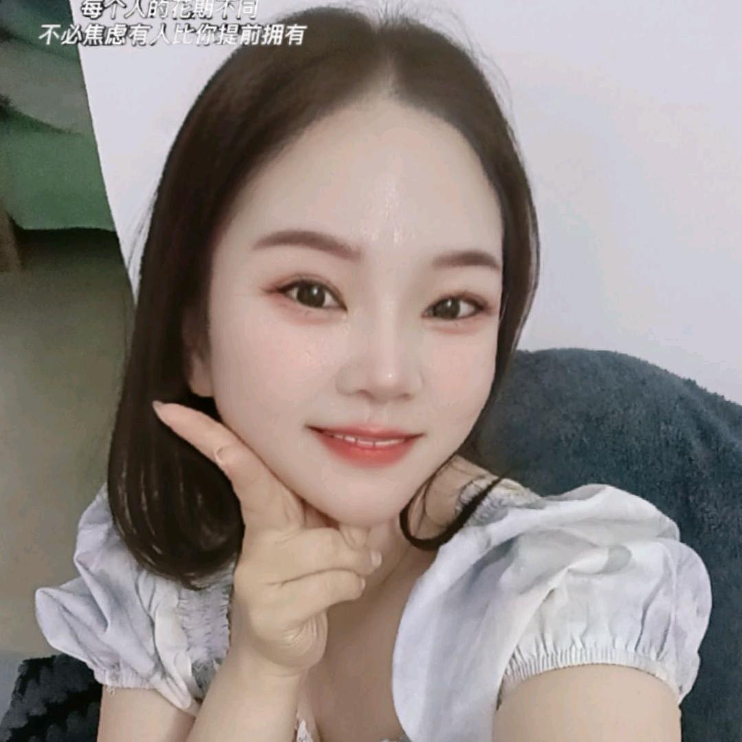 做自己的女王🌸