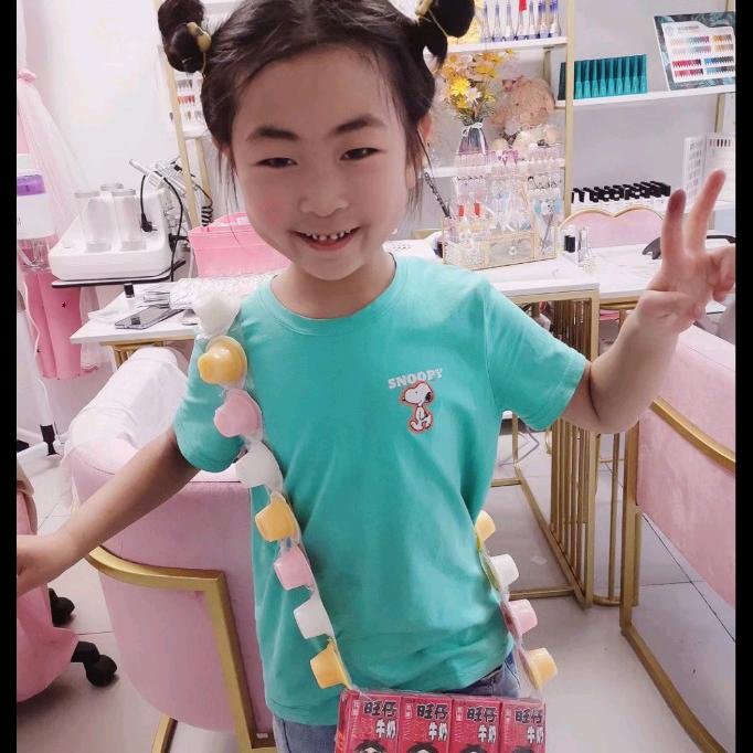 小梦涵呀