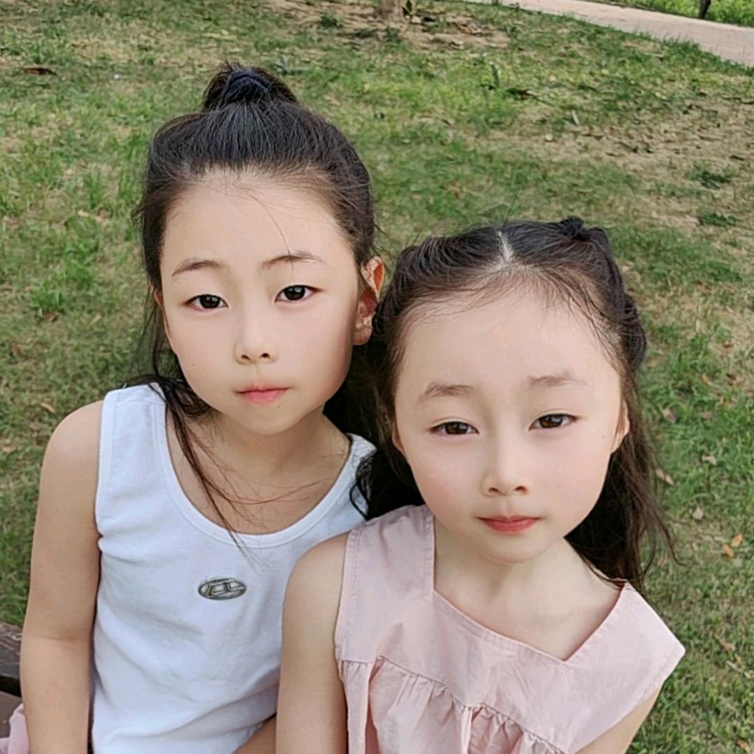 两个娃的妈