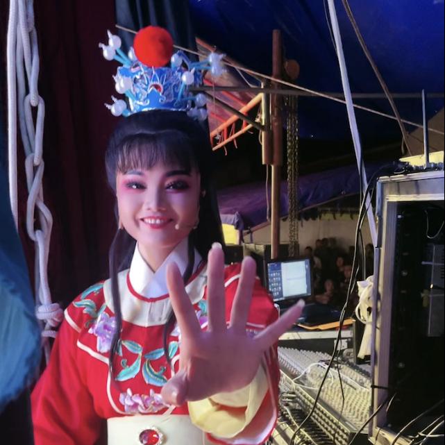 😁雪里小骞今😁