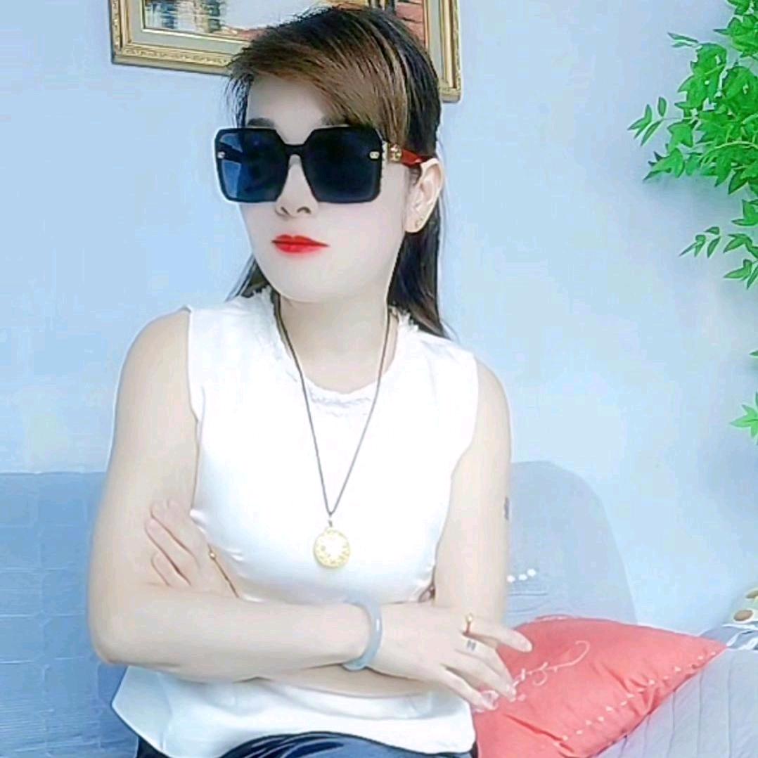 qianཻxiaoཻrouཻཻxinཻ