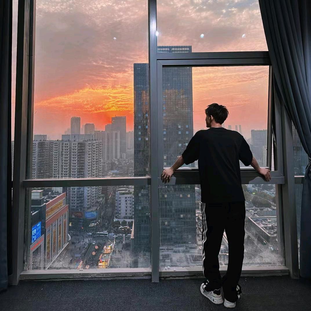 ♞杰哥