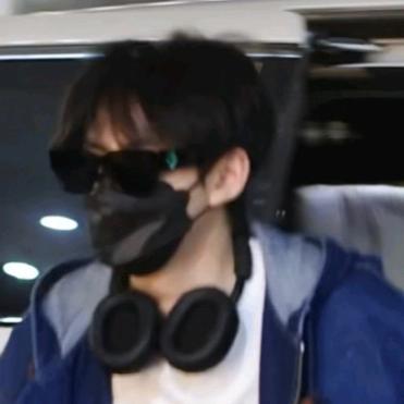 三一threeone（🚫连赞L黑）