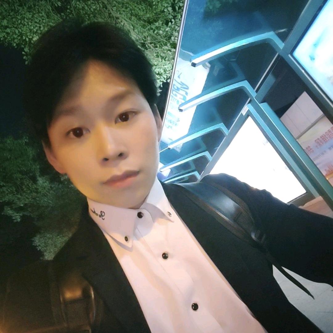 小铭丶同学