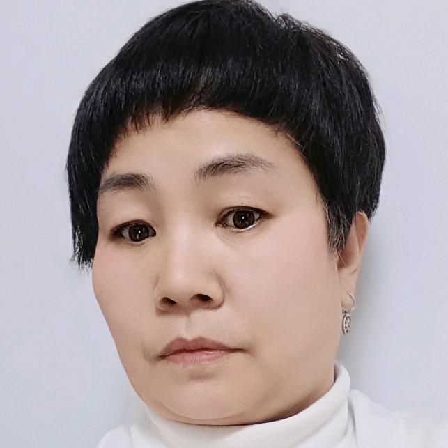 霞姐与车