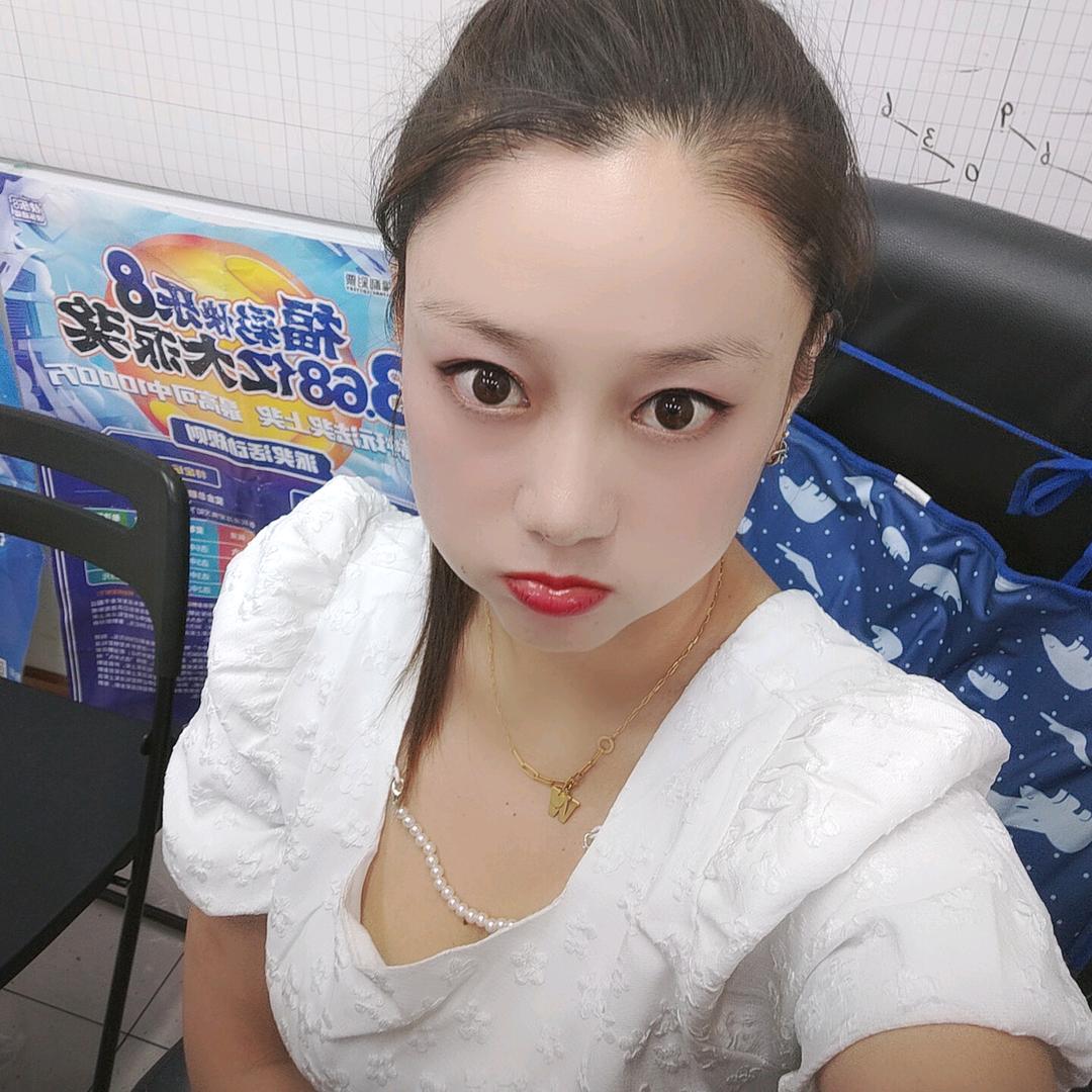 小吵小闹小任性