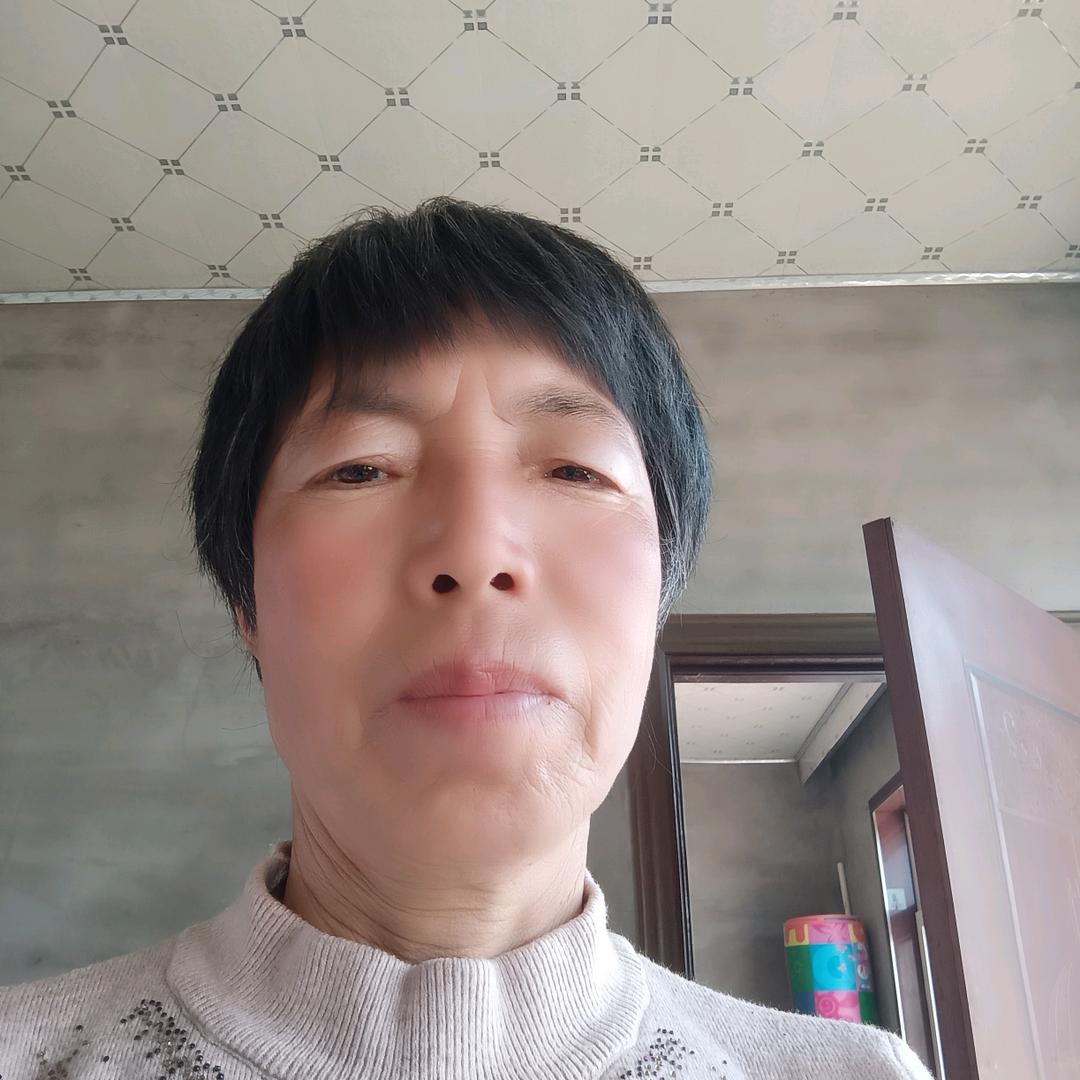 杨姐18：10见