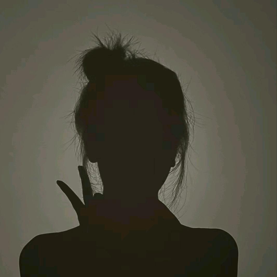 疯子小姐的夏天