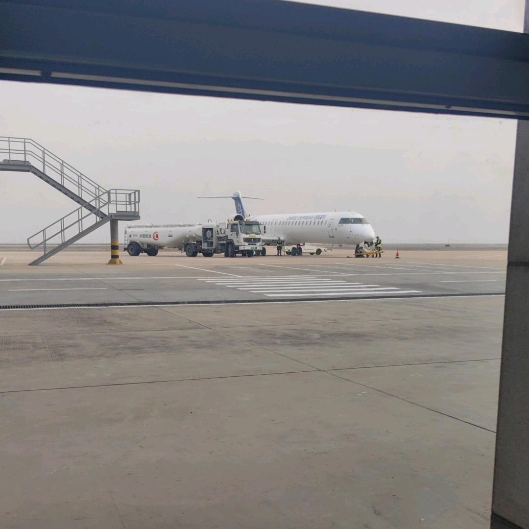 鹰击长空
